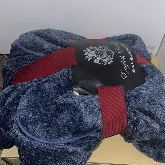 English Laundry Men’s Robe Matching Slippers size Large New - Picture 4 of 4